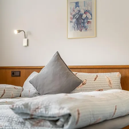 Gaestehaus Raphaela * Ζόλντεν